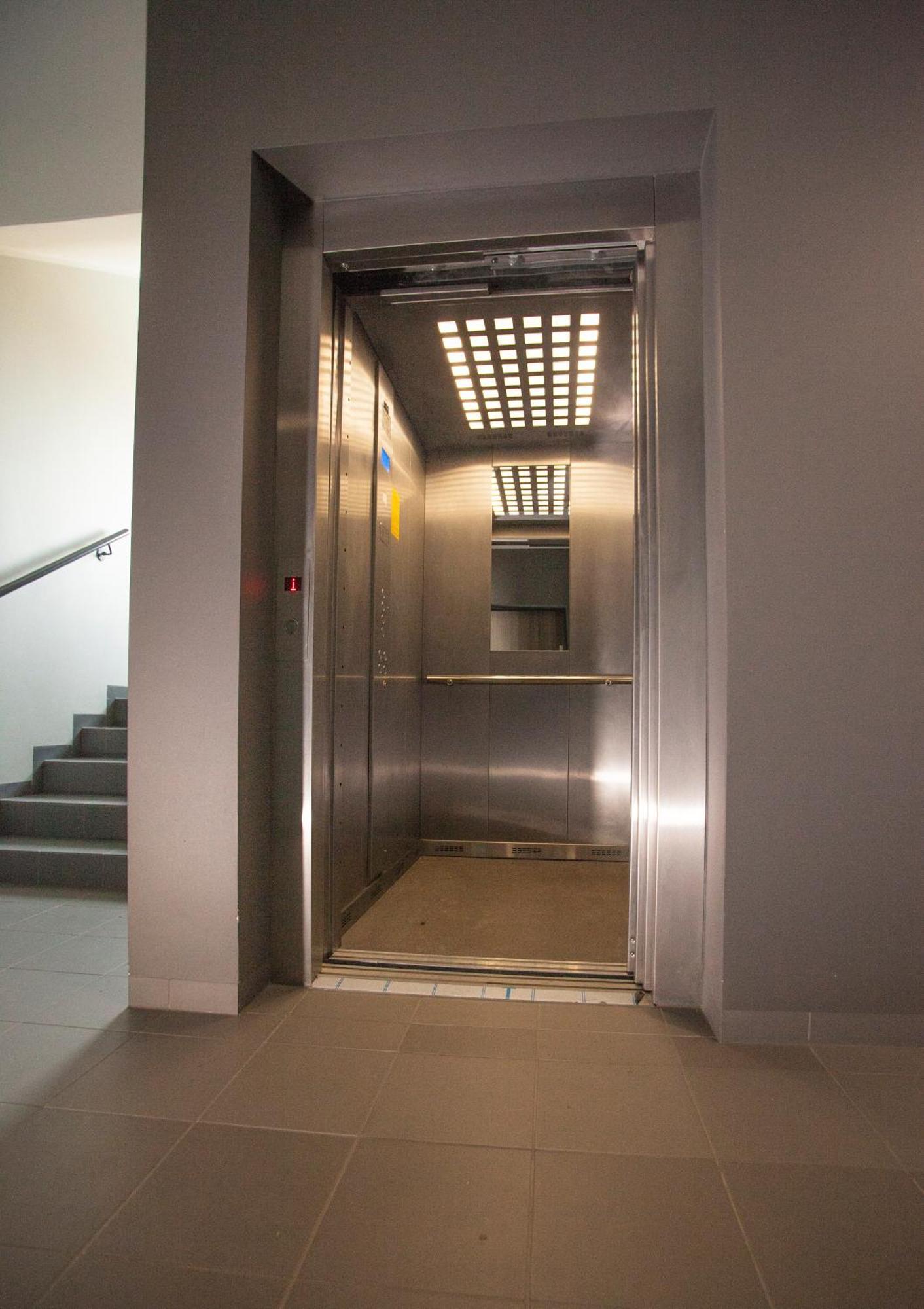 Apartament W Cieplicach Deluxe Jelenia Gora Bagian luar foto